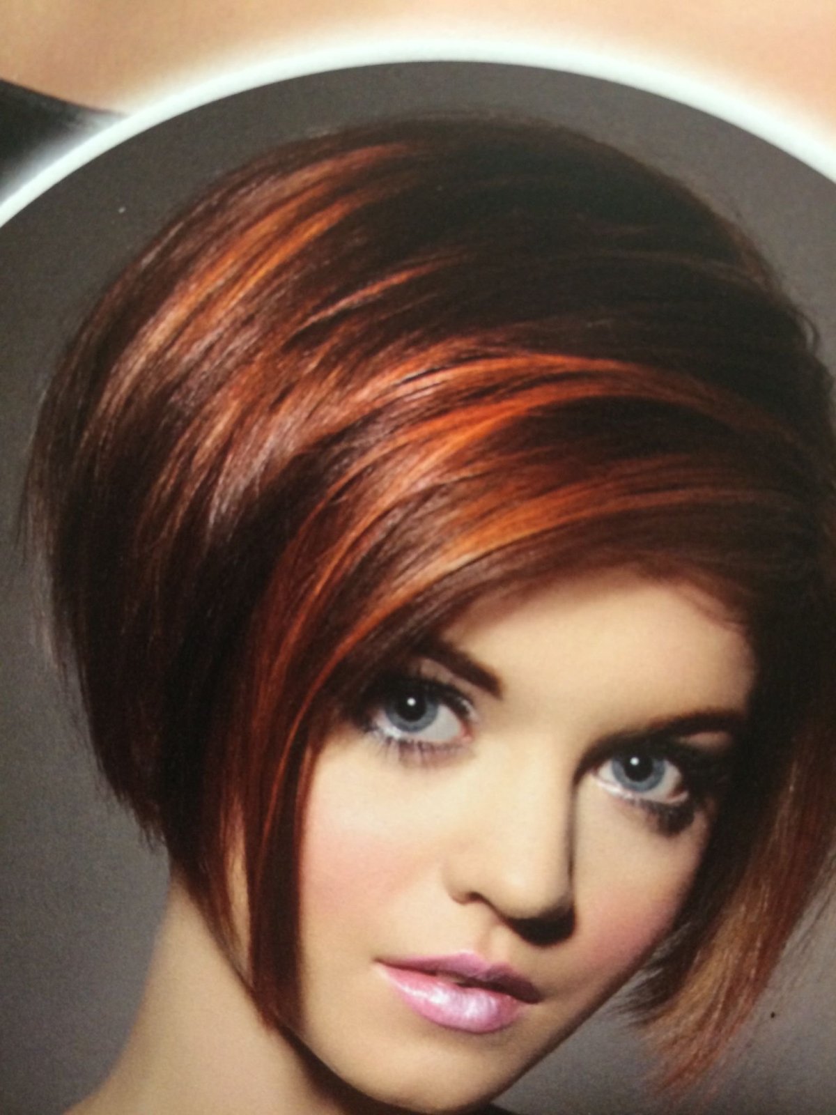 Колорирование Боб каре асимметрия