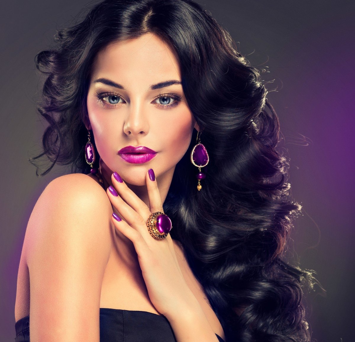 Литвинова Натали кудрявая