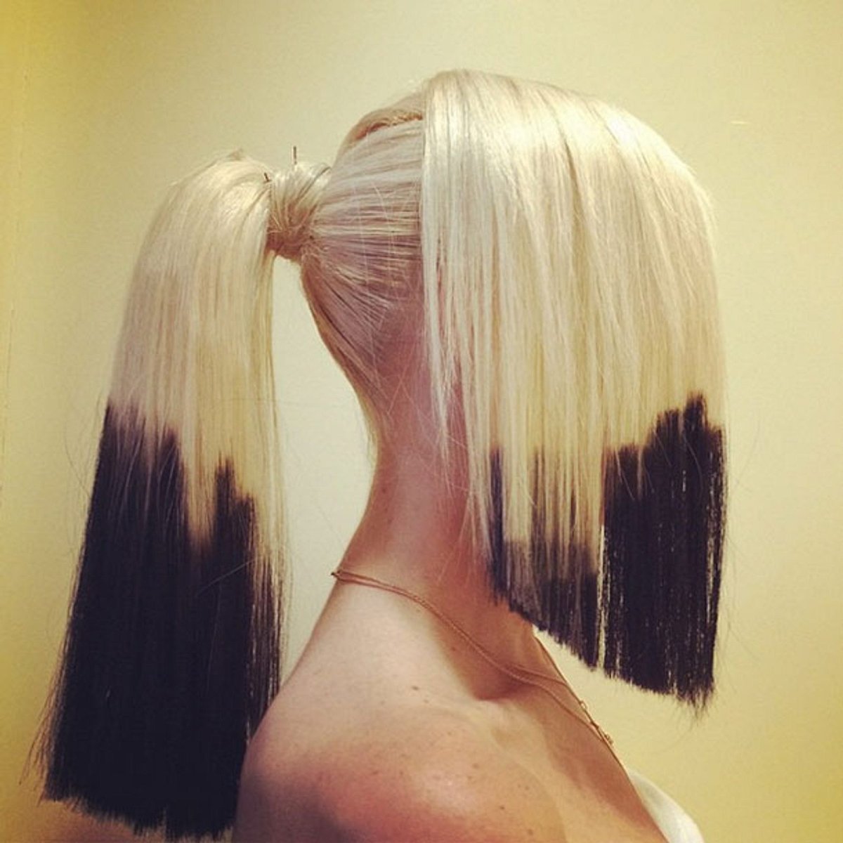 Кристина Агилера окрашивание волос