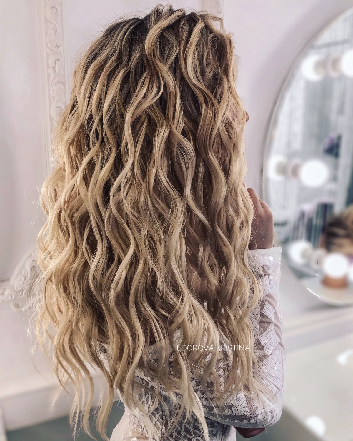 Мокрые волосы блонд