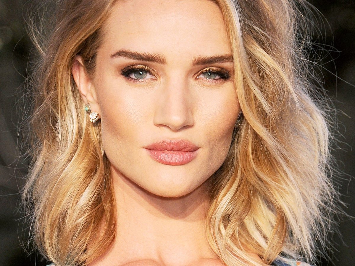 Рози Хантингтон