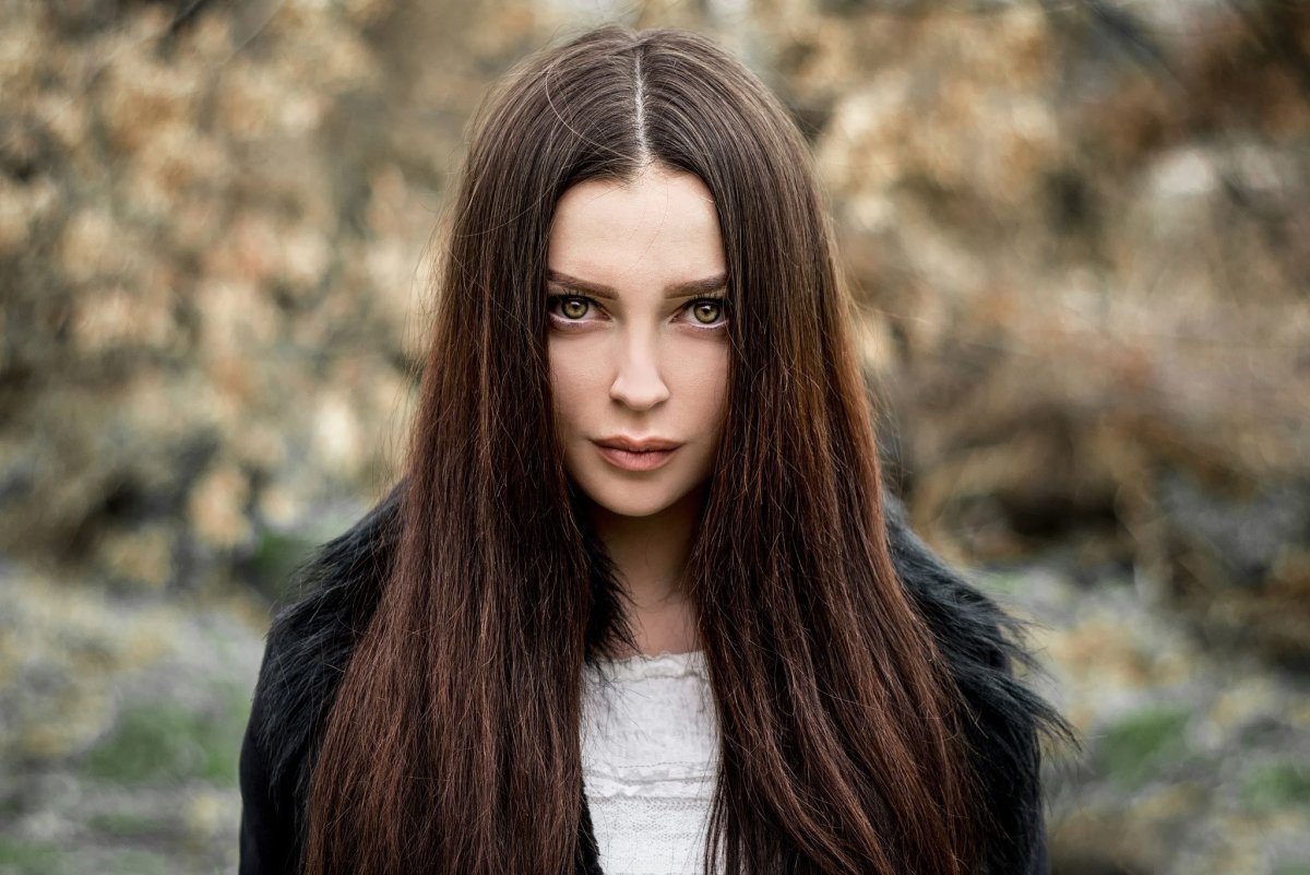 Длинные волосы