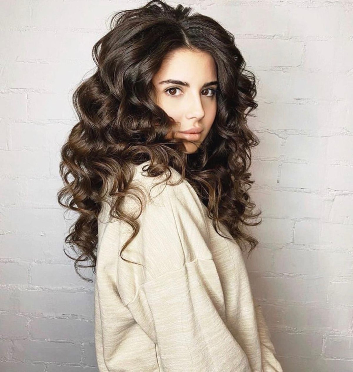 Катя Василенко кудри