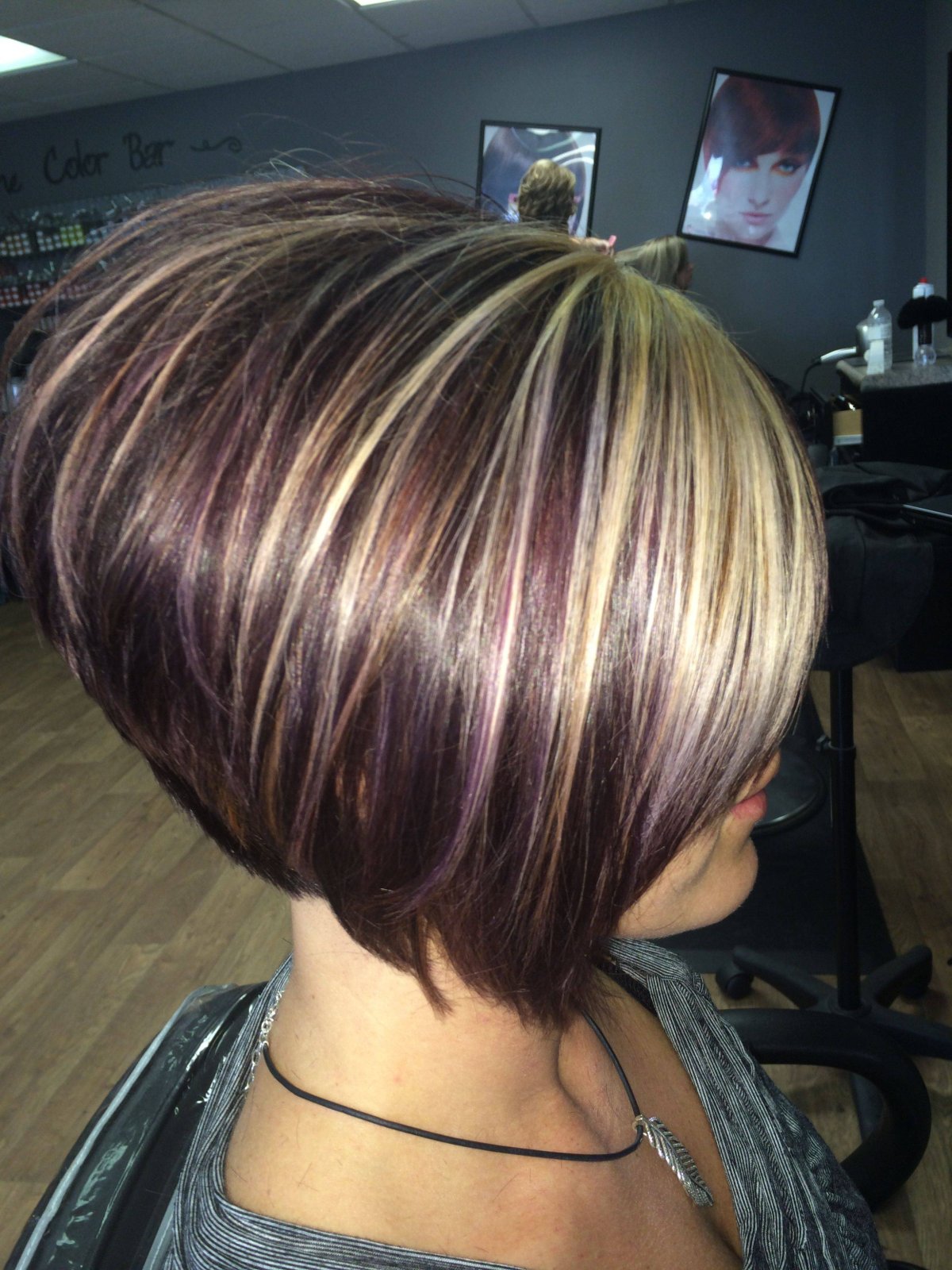 Мелирование на стрижку каре на ножке