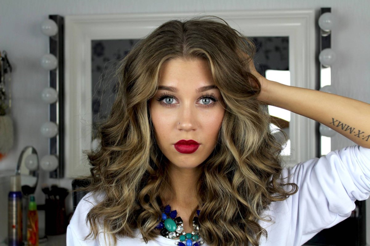 Прическа крупные Локоны