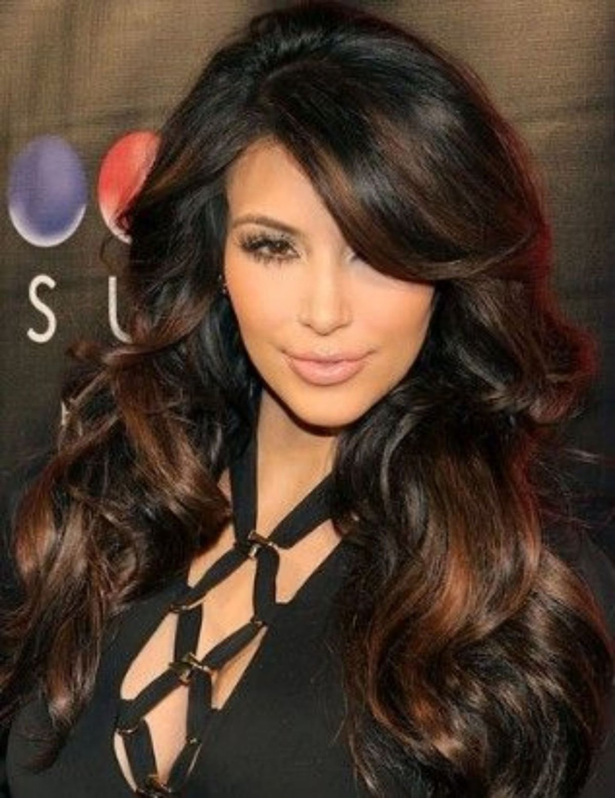 Цветное мелирование на темные волосы