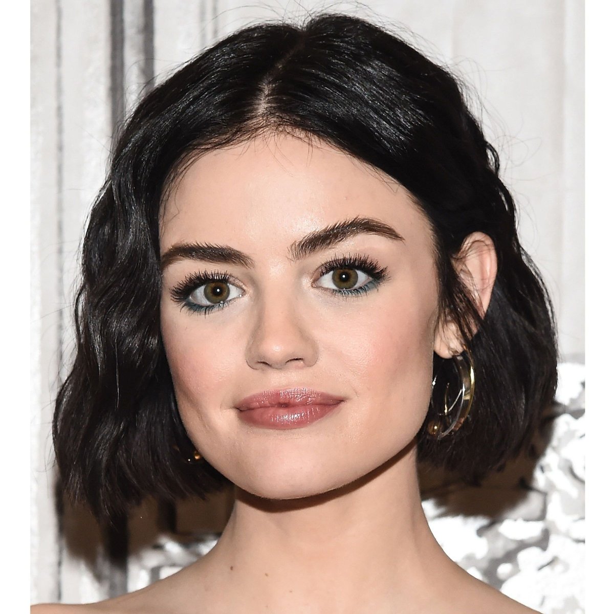 Люси Хейл прически