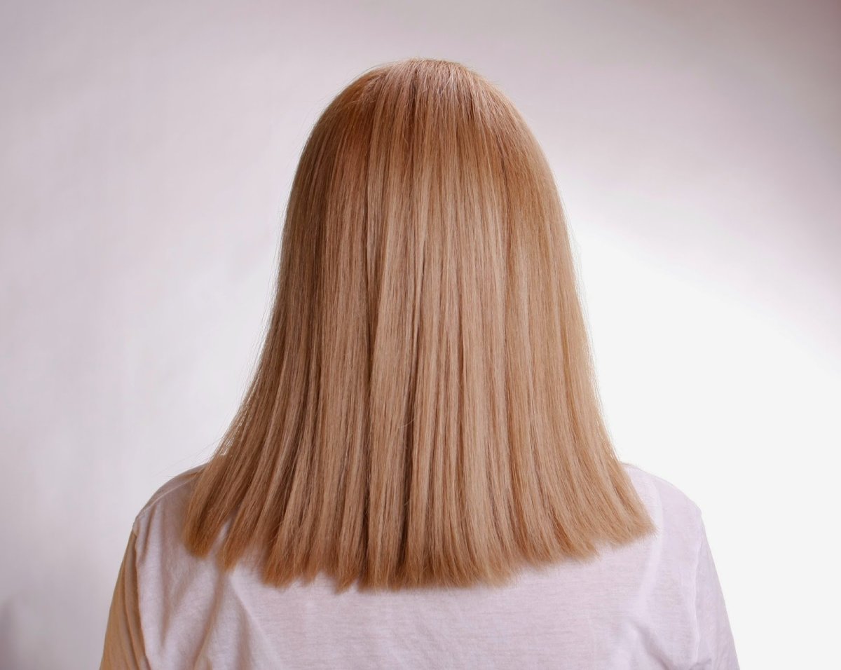 Стрижка полукругом на средние волосы