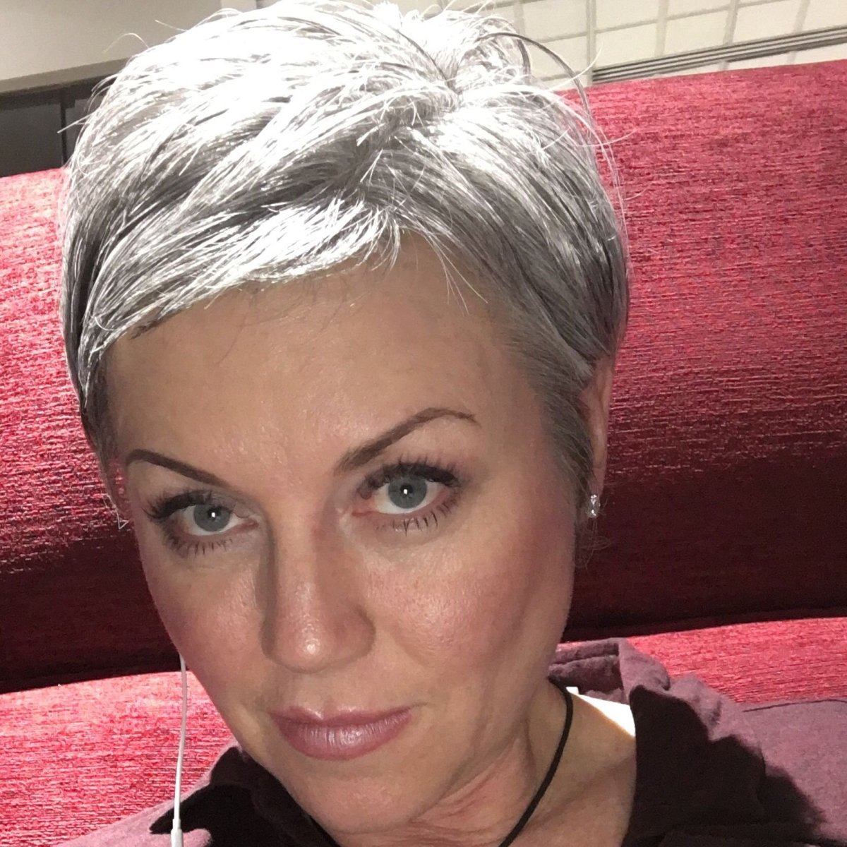 Окрашивание коротких волос с эффектом седины