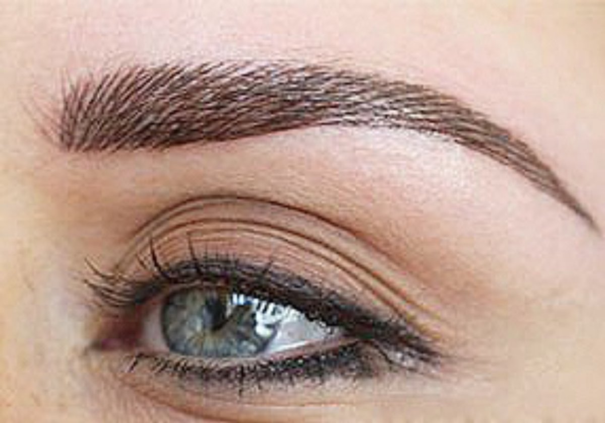 Romanovamakeup карандаш для губ Ice Kiss