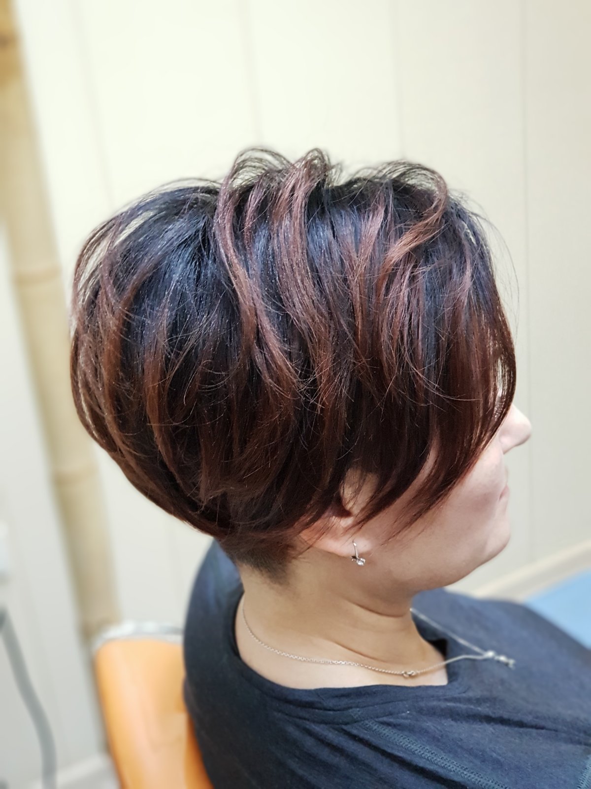 Красное мелирование на короткие волосы