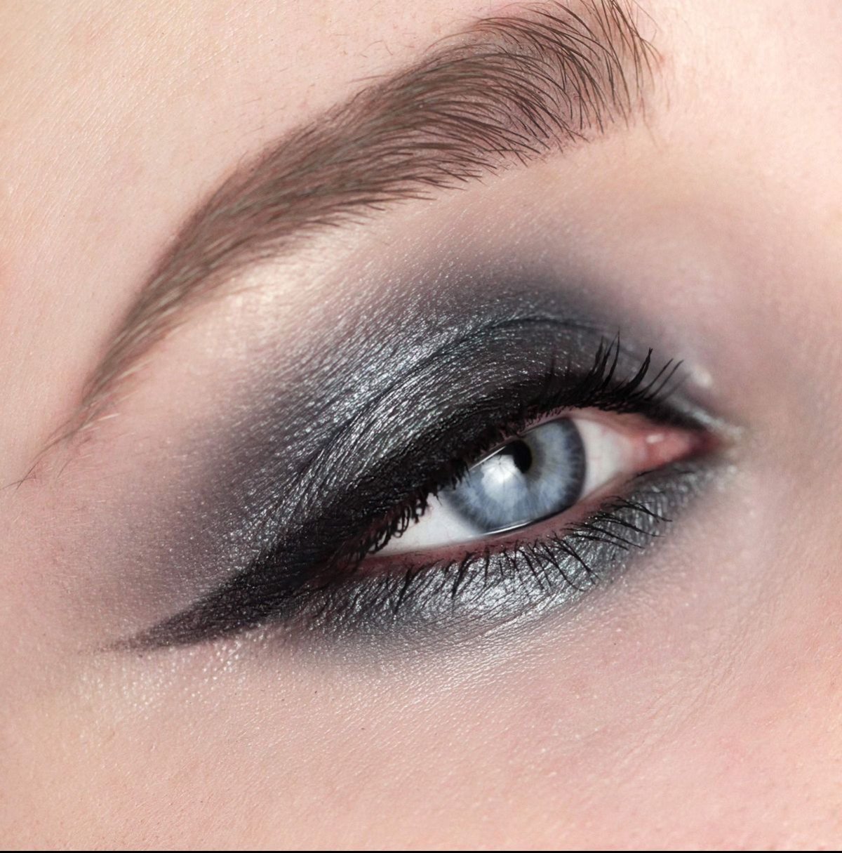 Макияж нюдовый Смоки