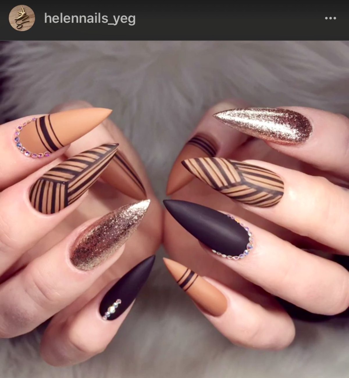 Коричневый маникюр на острые ногти