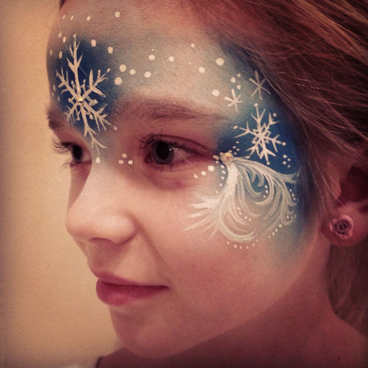 Новогодний аквагрим для девочки