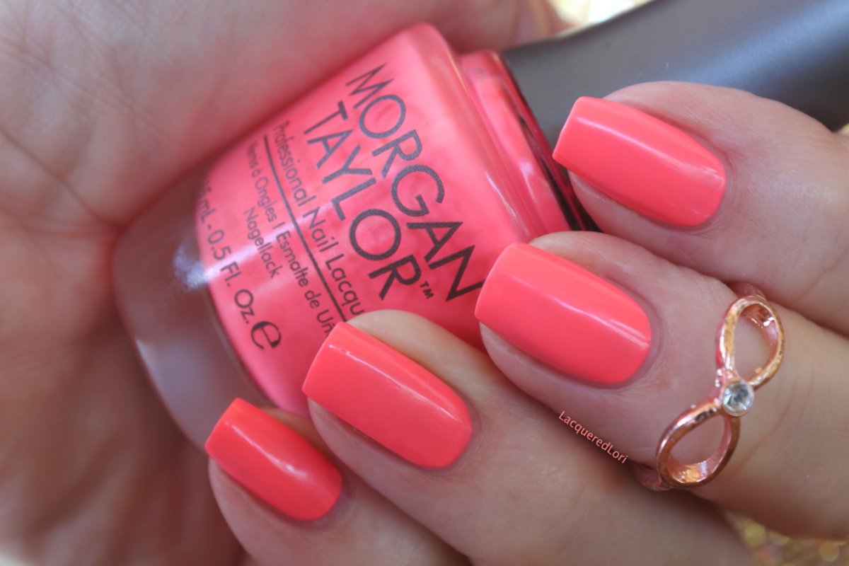 Коралловые ногти