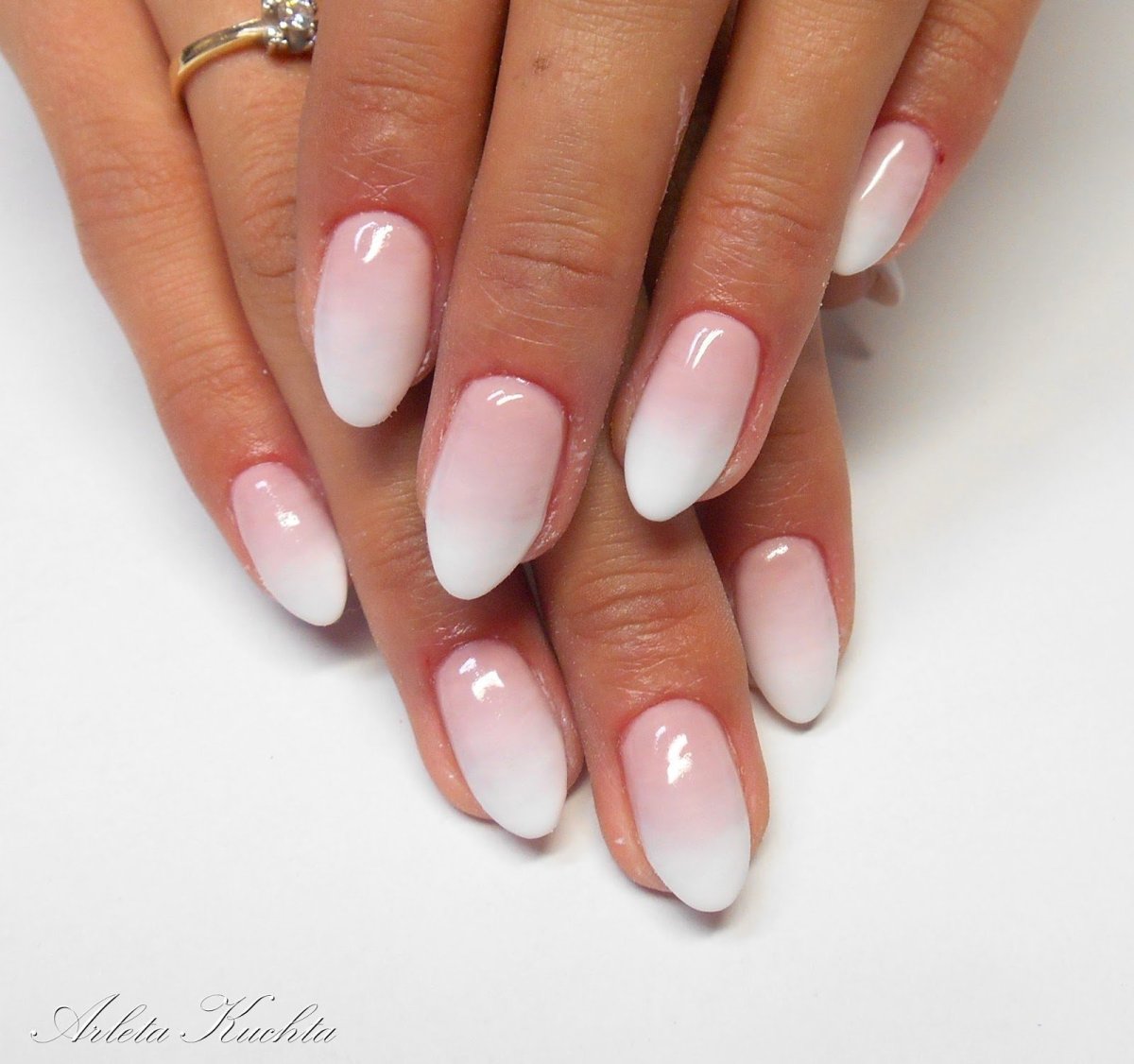 Маникюр френч омбре