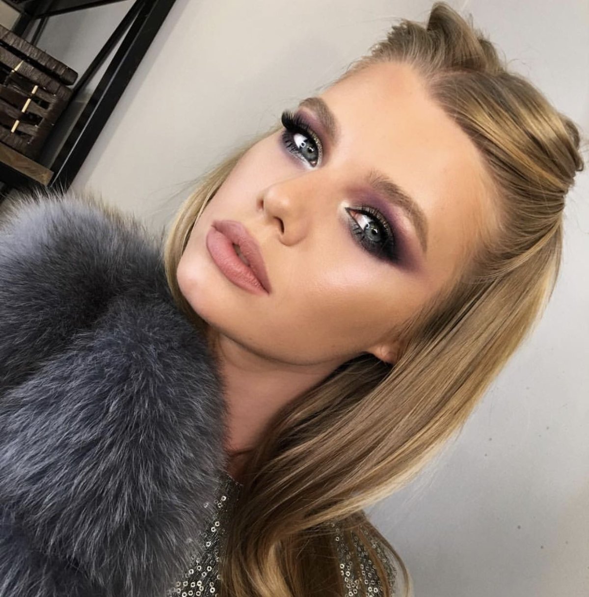 Смоки айс для блондинок