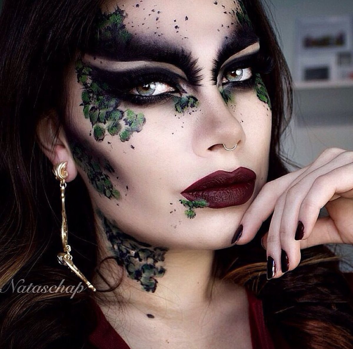 Макияж змеи