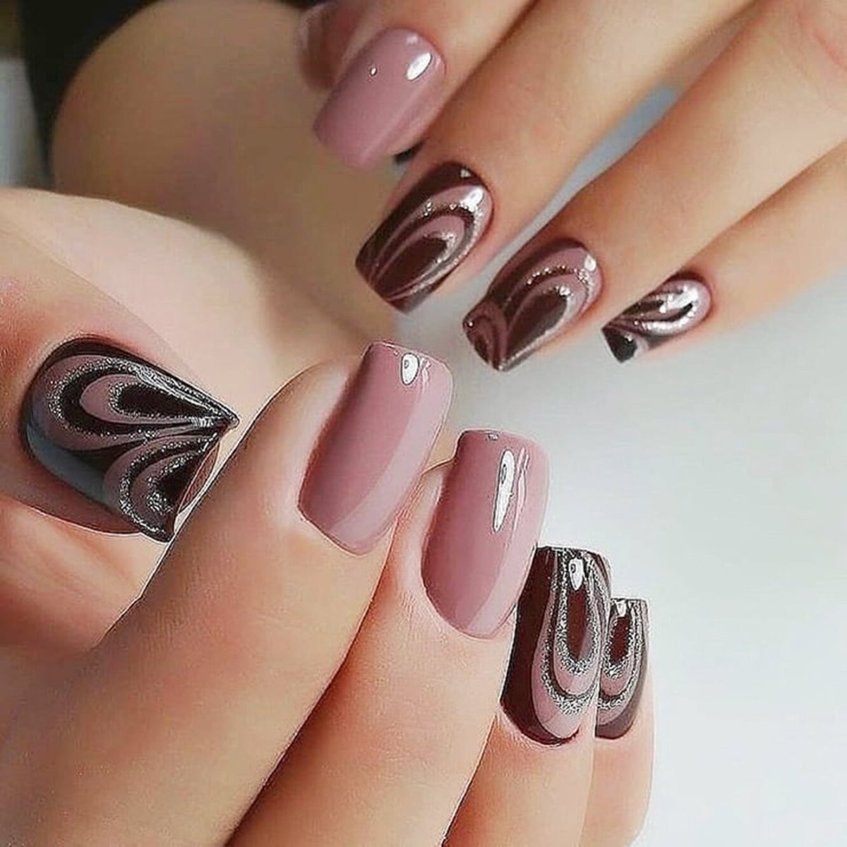 Красивый дизайн ногтей