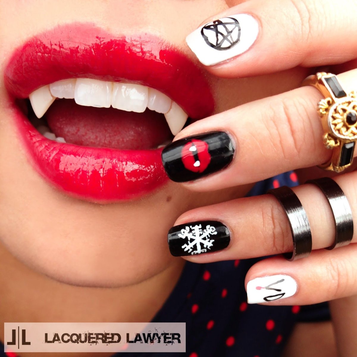 Маникюр с губами