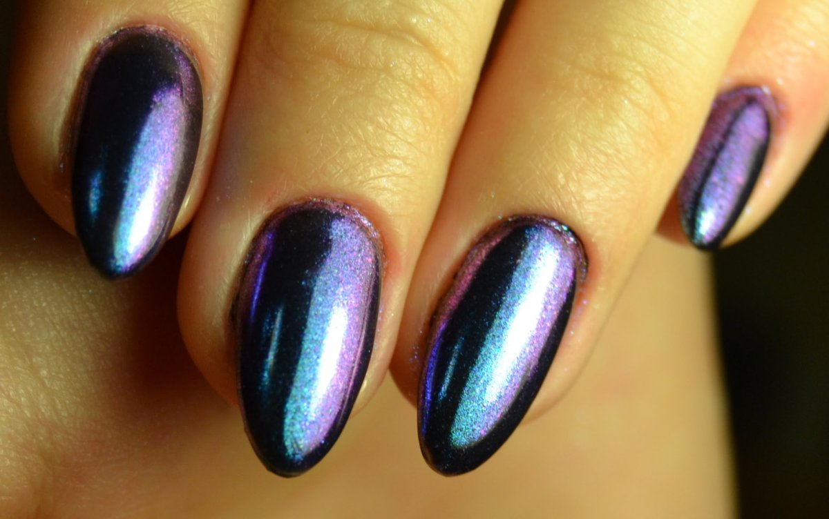 Маникюр кошачий глаз Северное сияние