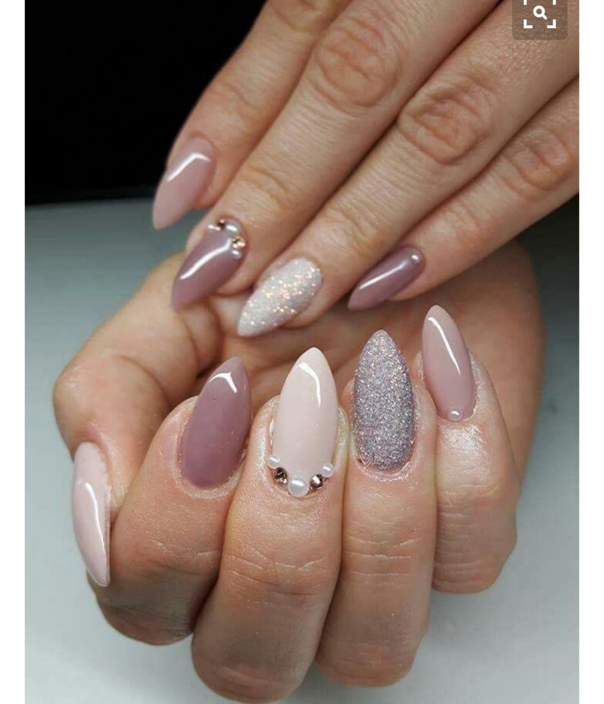 Нюдовый маникюр 2022 миндаль френч