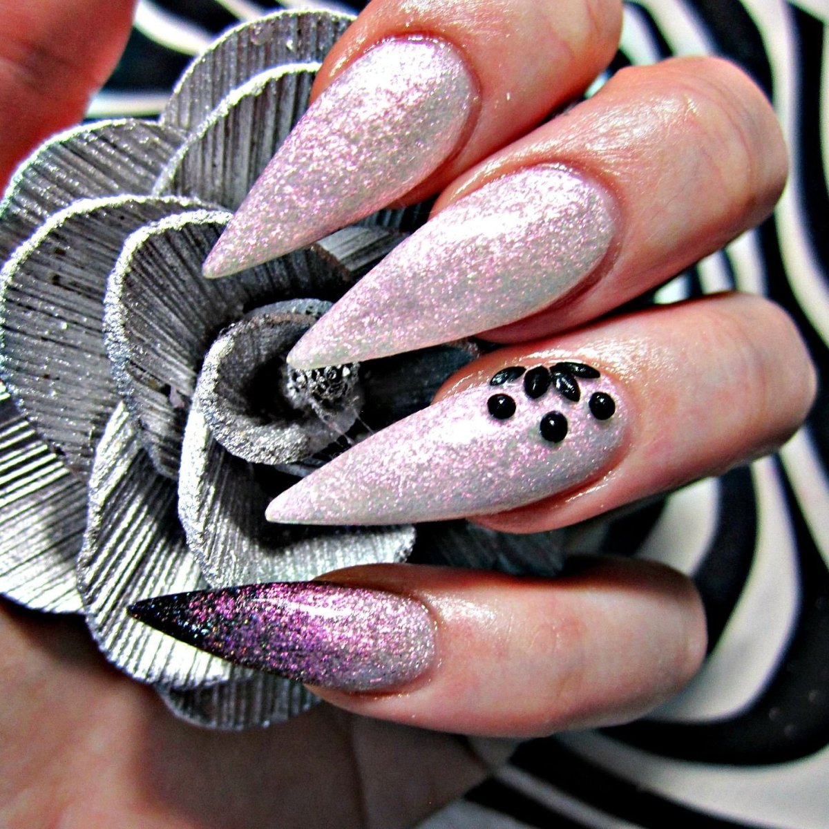 Дизайн ногтей стилеты короткие