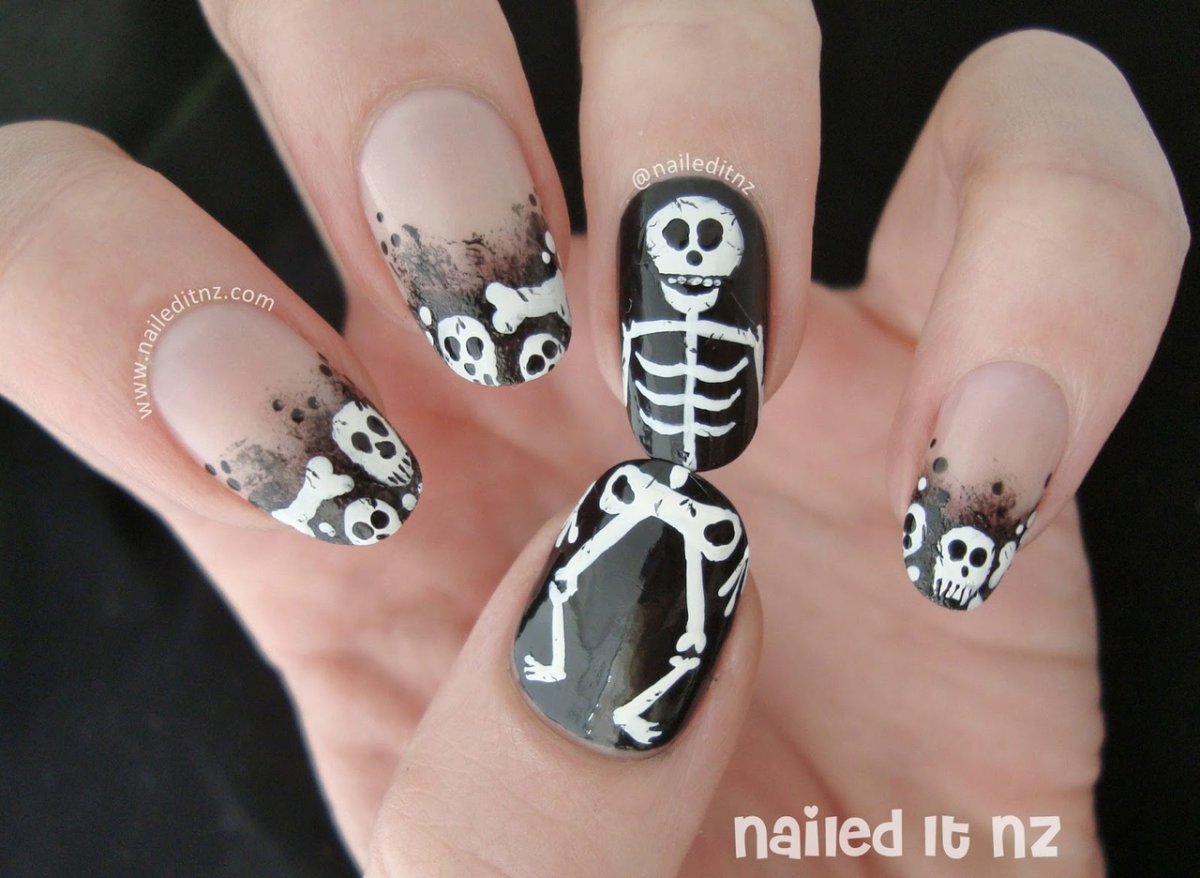 Ногти с скелетиками