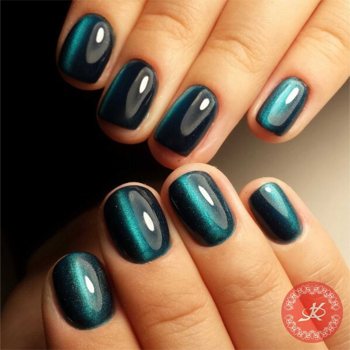 Черно синий маникюр