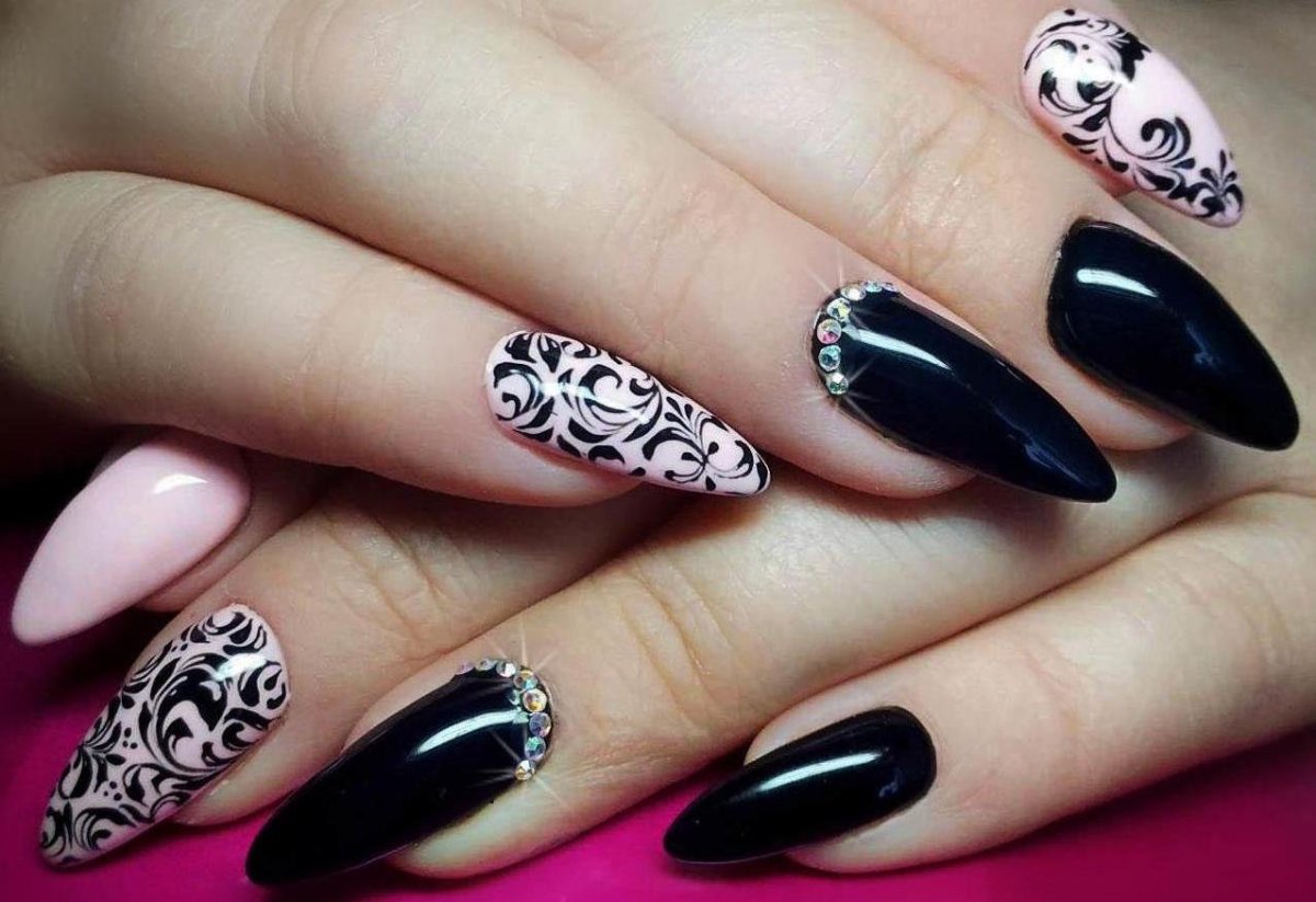 Вечерний маникюр