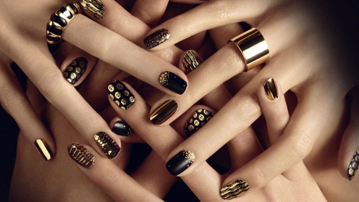 Черные ногти