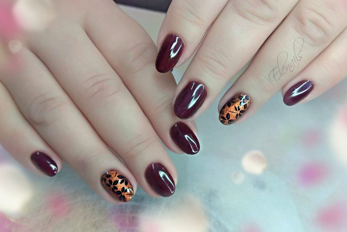 Праздничный маникюр на длинные ногти