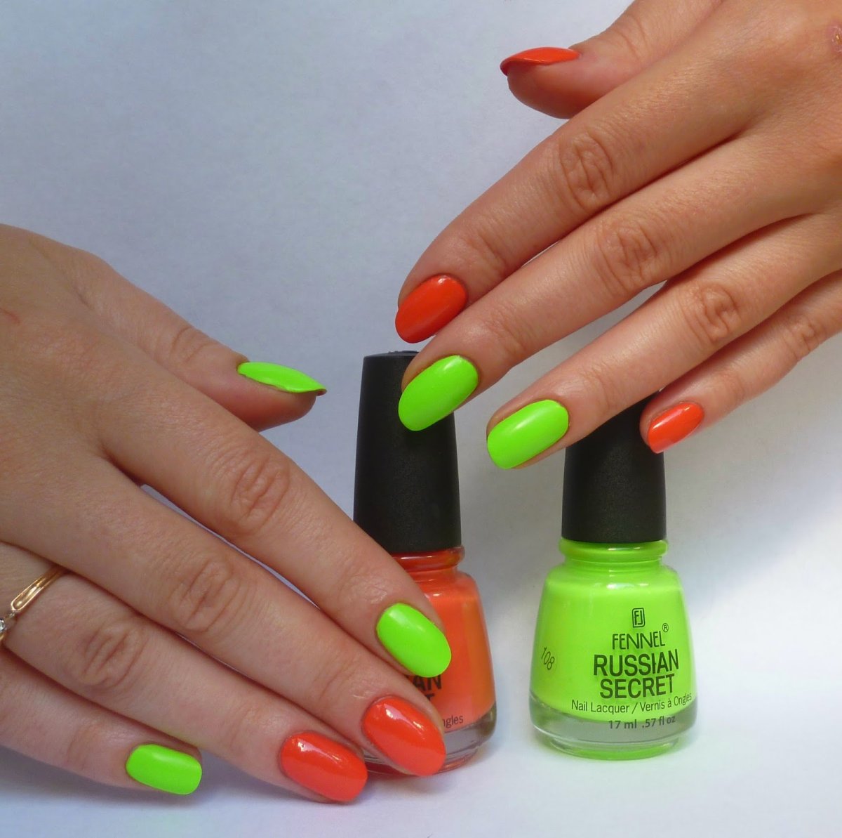 Маникюр оранжевый с зеленым