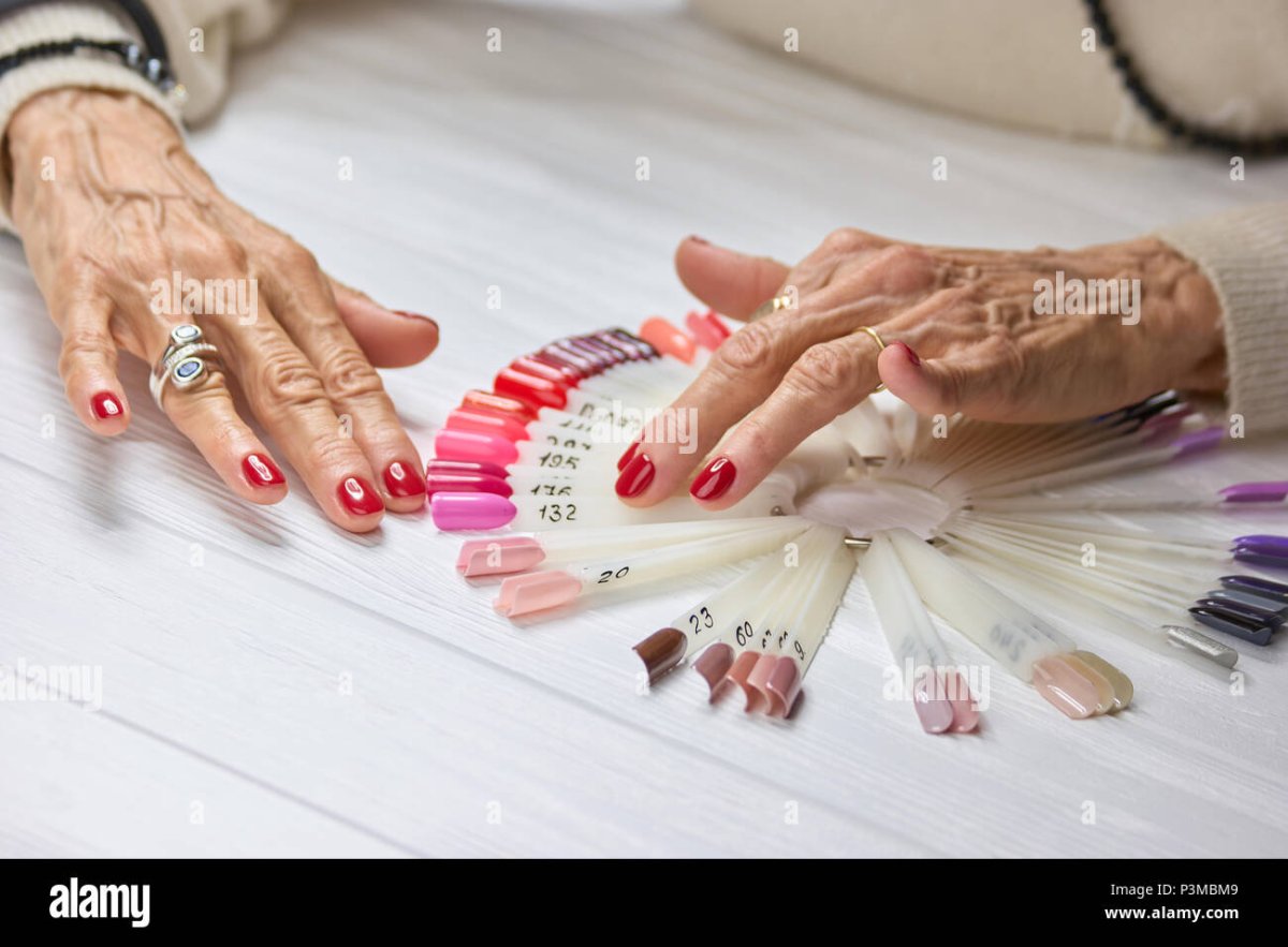 Маникюр для пенсионерки