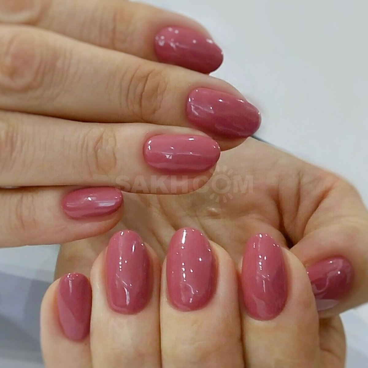 Маникюр для женщины 50