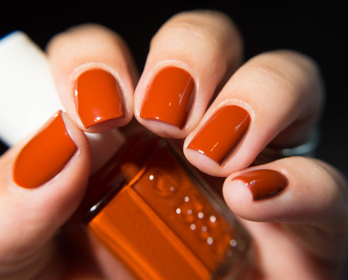 Оранжевый лак
