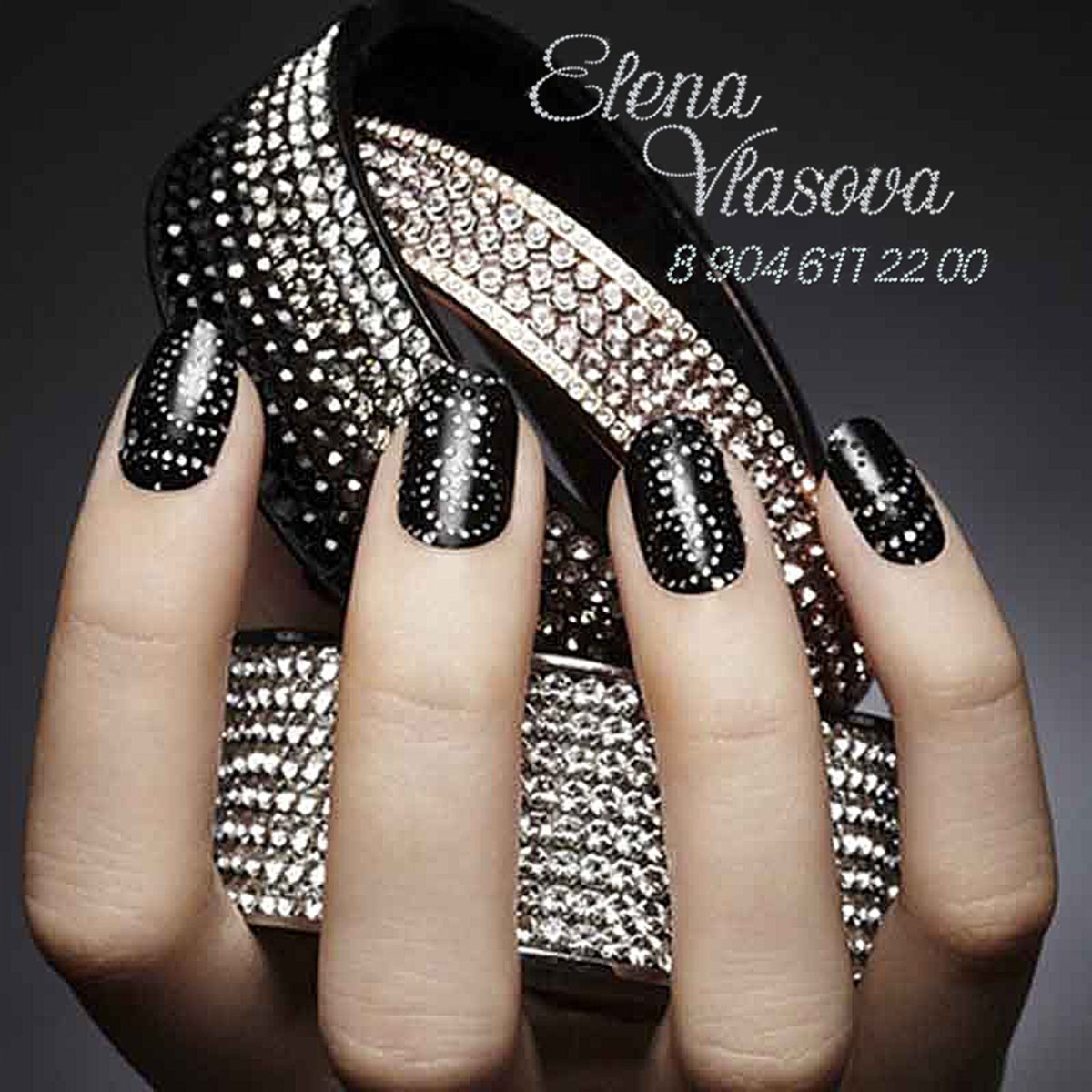 Маникюр к черно белому платью