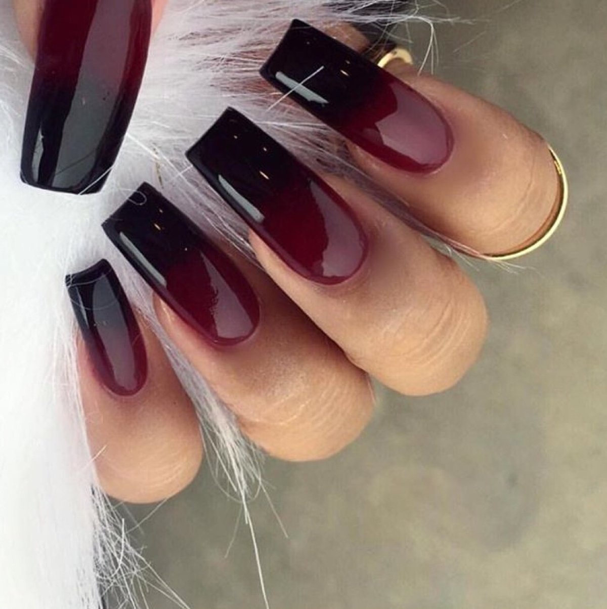 Маникюр черный градиент