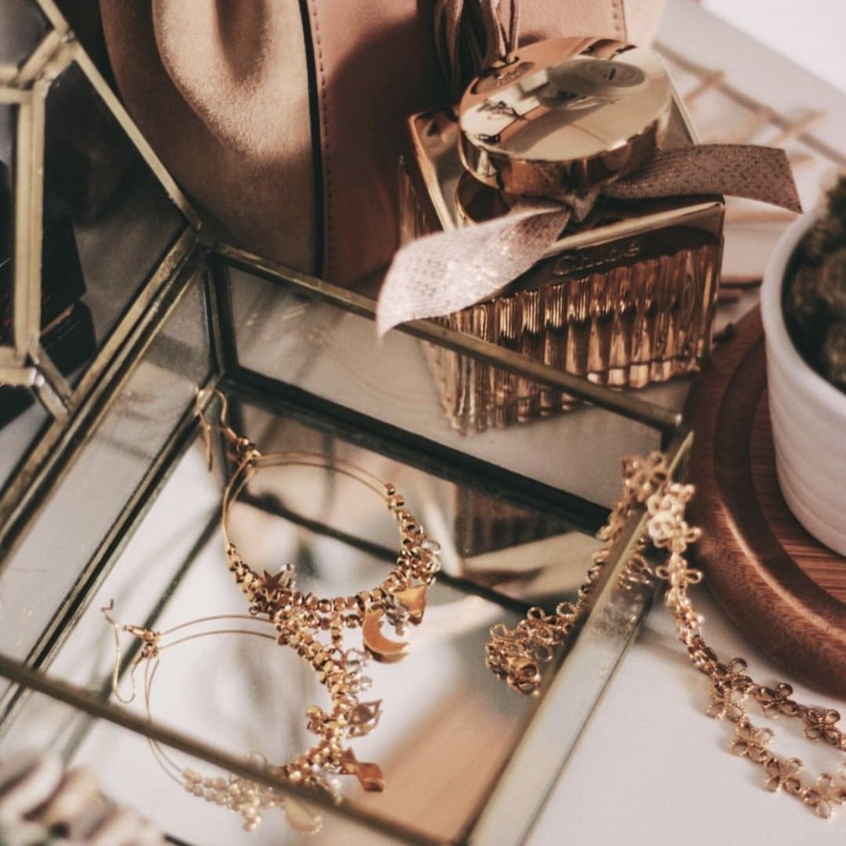 Ювелирные украшения Эстетика