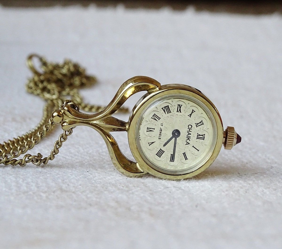 Kirks Folly лунный кот подвеска