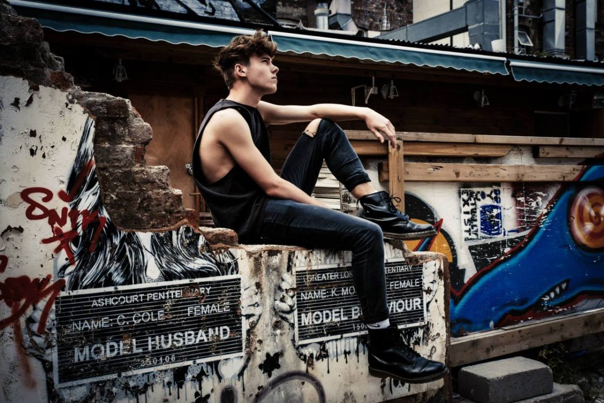 Фабиан грей прическа