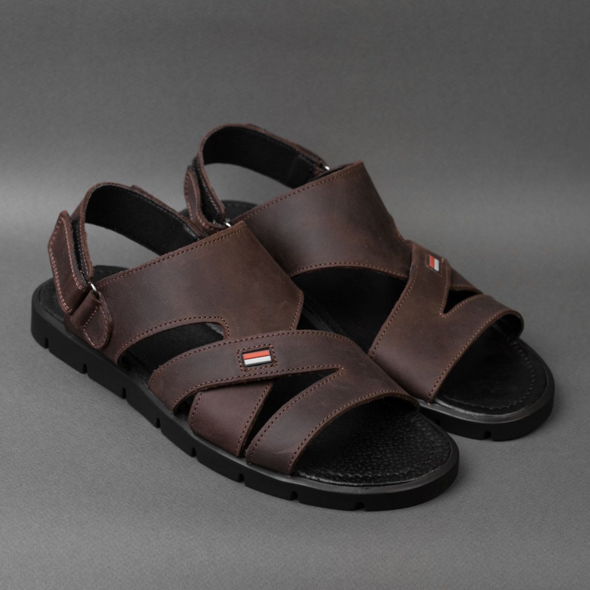 Сандали с тонкими ремешками мужские