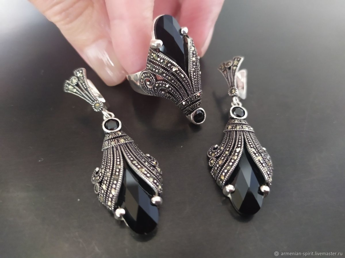 Изабелла Саркисян украшения