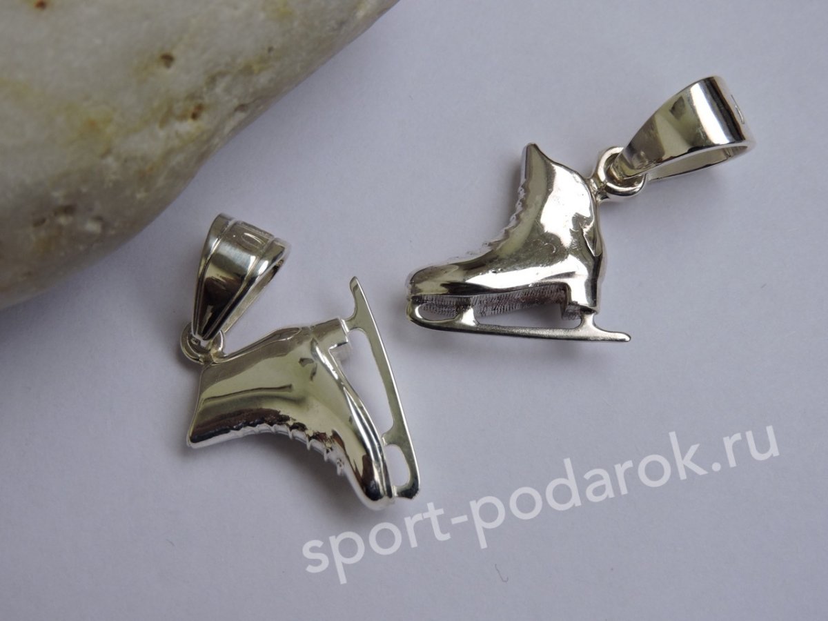 Серебряный кулон фигуристка