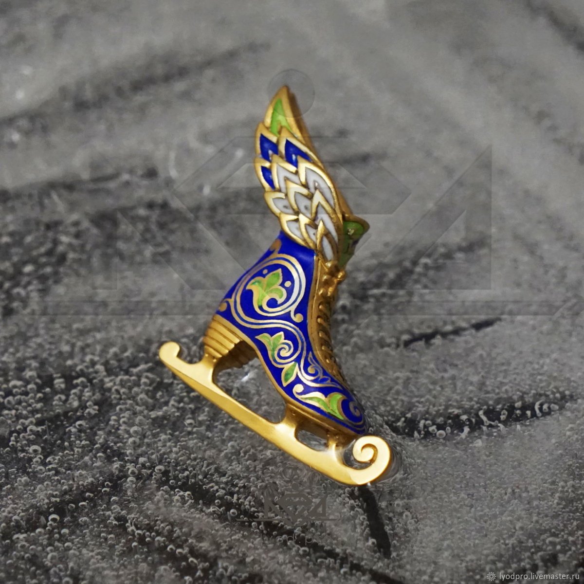 Ювелирное украшение фигурный конек