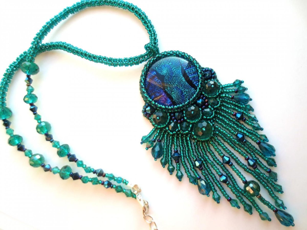 Изделия из бирюзы и бисера