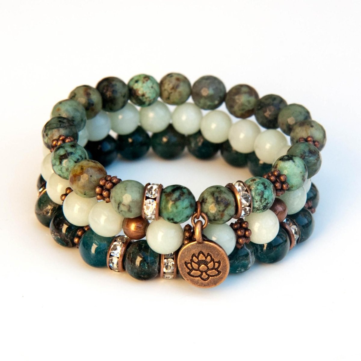 Апатит камень изделия