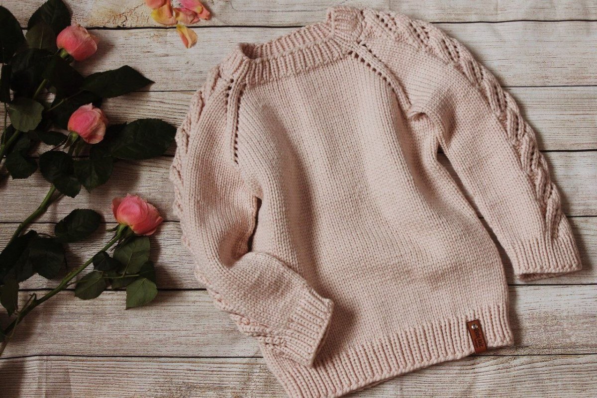 Вязаный жакет для мальчика