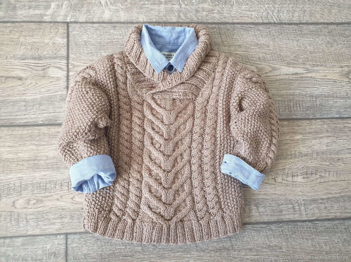 Детский свитер для девочки