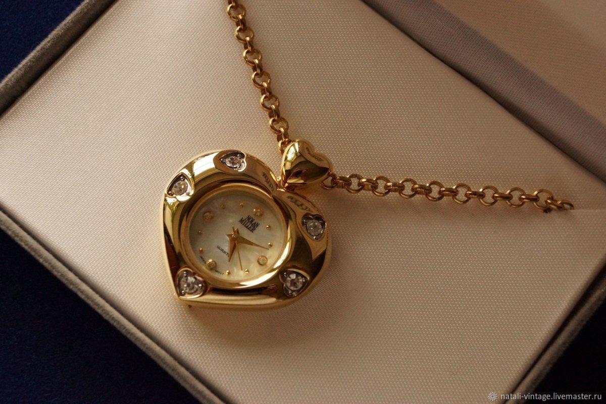 Часы-кулон Platinor Софи 44630-6.501